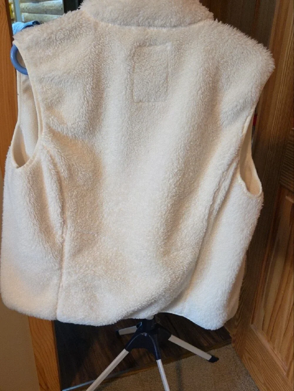 Aeropostale Cream Sherpa Fleece Vest